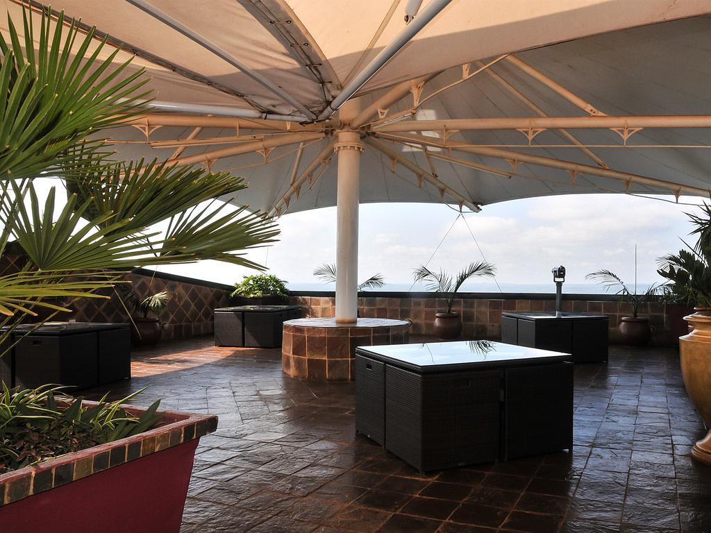 2Ten Hotel Sibasa エクステリア 写真
