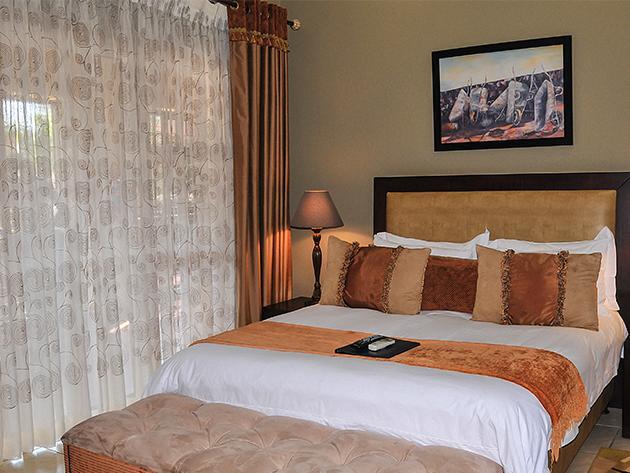 2Ten Hotel Sibasa エクステリア 写真